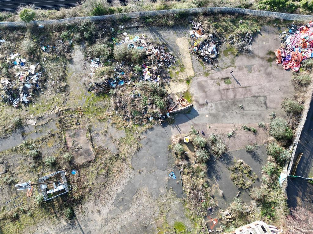 Property photo 3 of 6