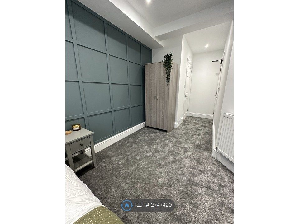 Property photo 2 of 10 Room 4