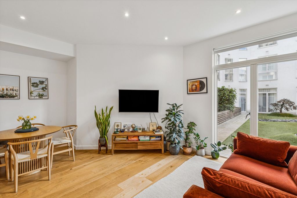 Property photo 3 of 15 Image