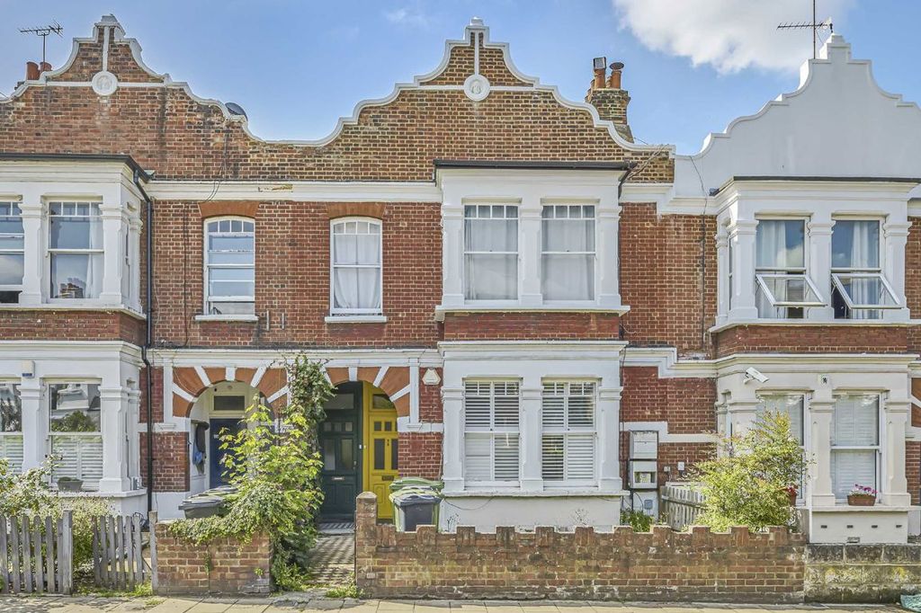 Property photo 1 of 7