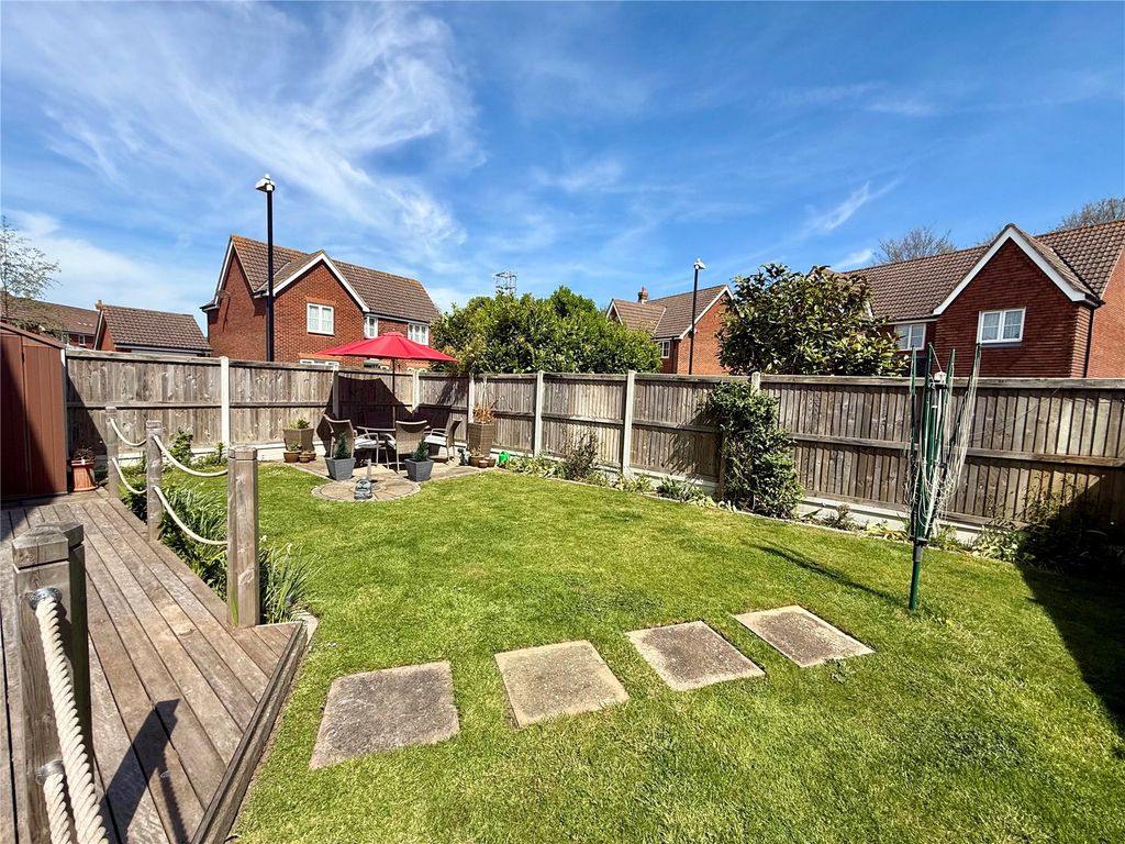 Property photo 3 of 17 Picture No. 23