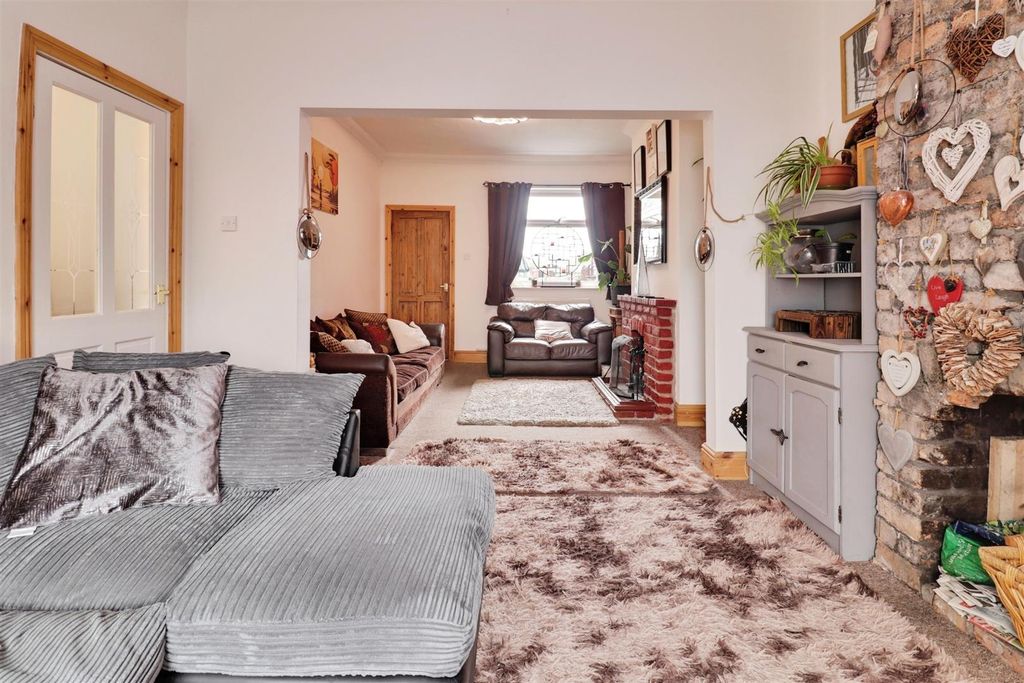 Property photo 2 of 17 12E465d9-Img_4173-Img_4175.Jpg