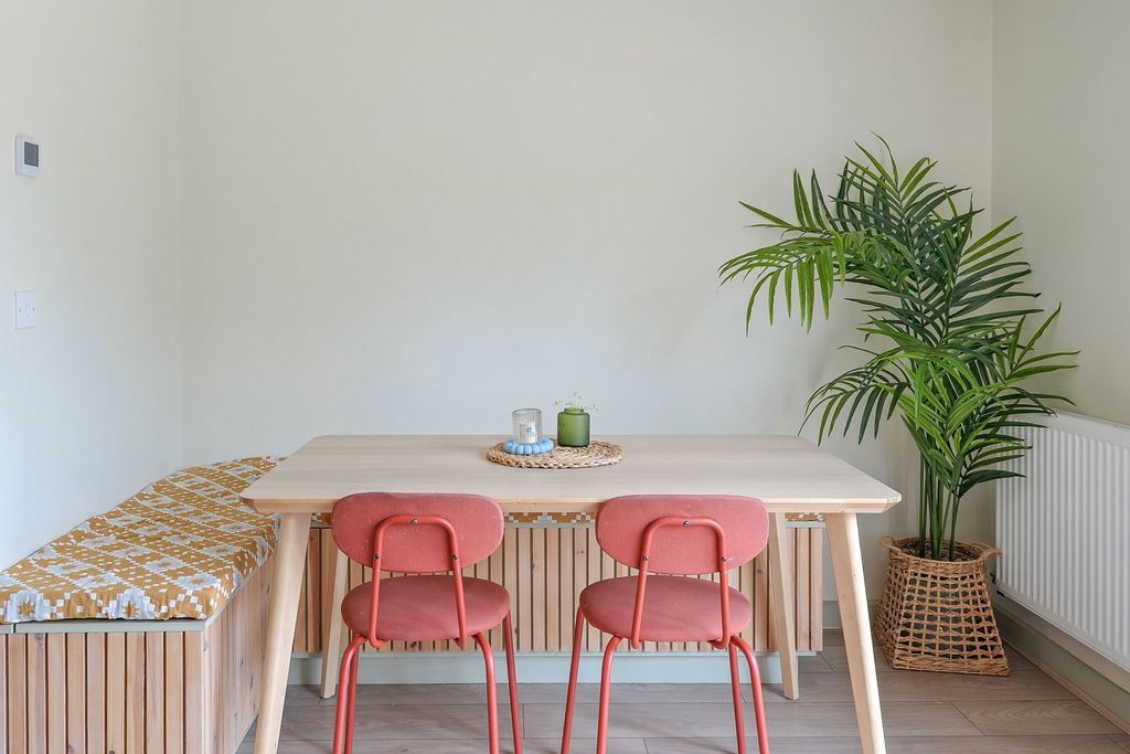 Property photo 3 of 25