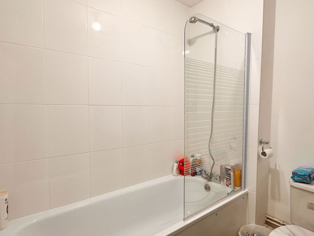 Property photo 3 of 3