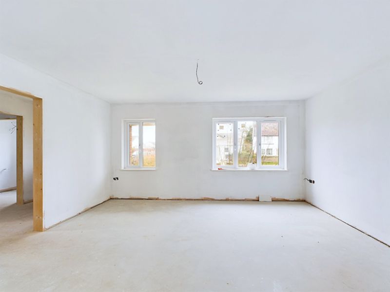 Property photo 3 of 28 Photo 21