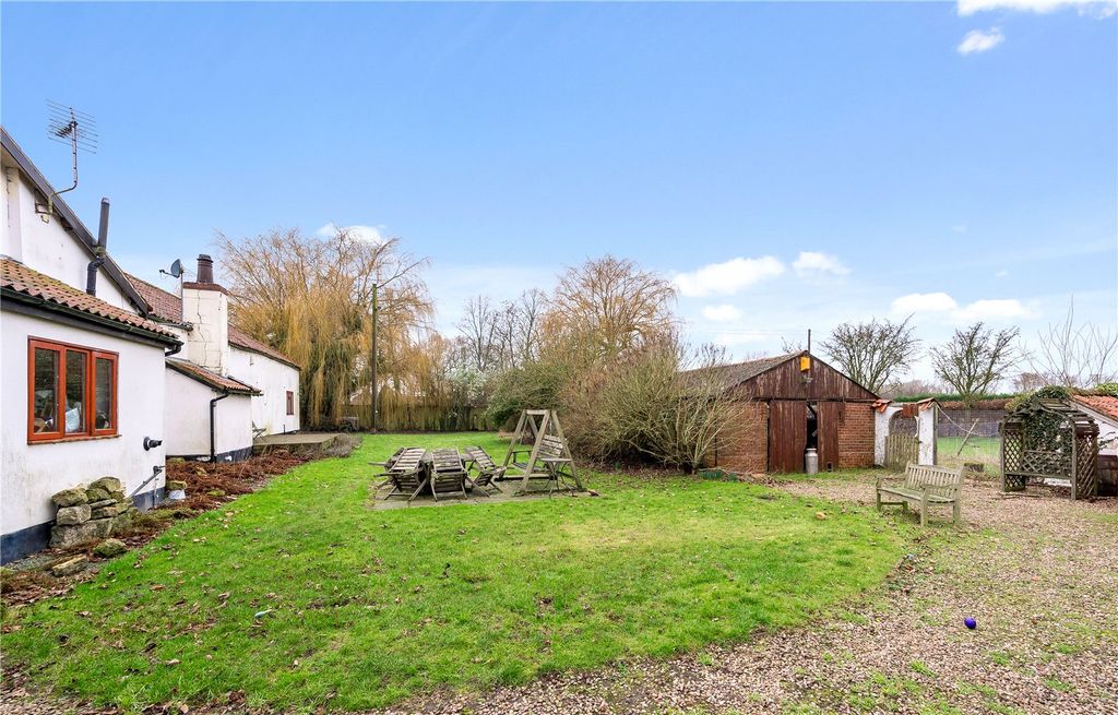Property photo 1 of 20 Picture No. 23