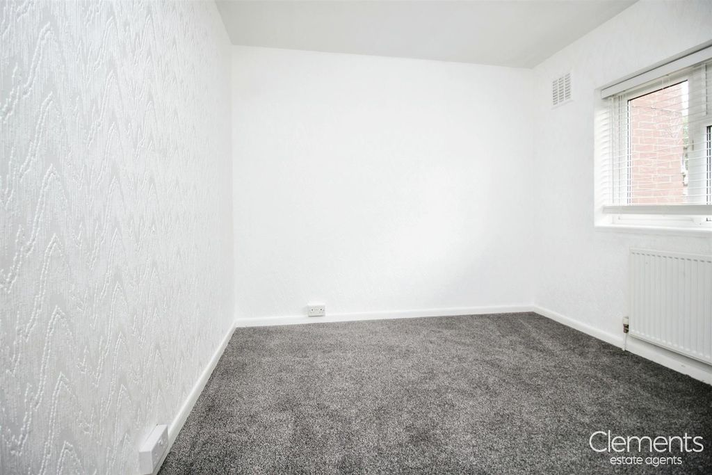 Property photo 3 of 10 2118458F-Img_9462_1.Jpg