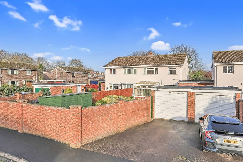 Property photo 1 of 18 Img_5732.Jpg