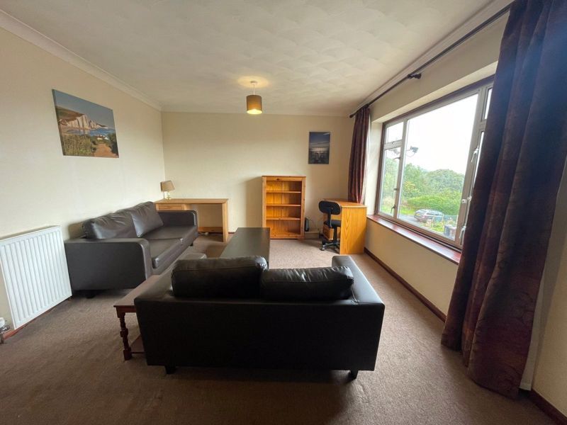 Property photo 1 of 8 Photo 14