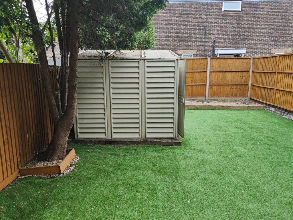 Property photo 3 of 9 02722Fe0-Ab03-427A-B599-Da06Ca894827.Jpg