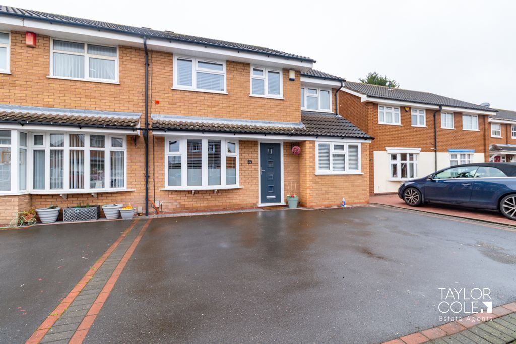 Property photo 1 of 31