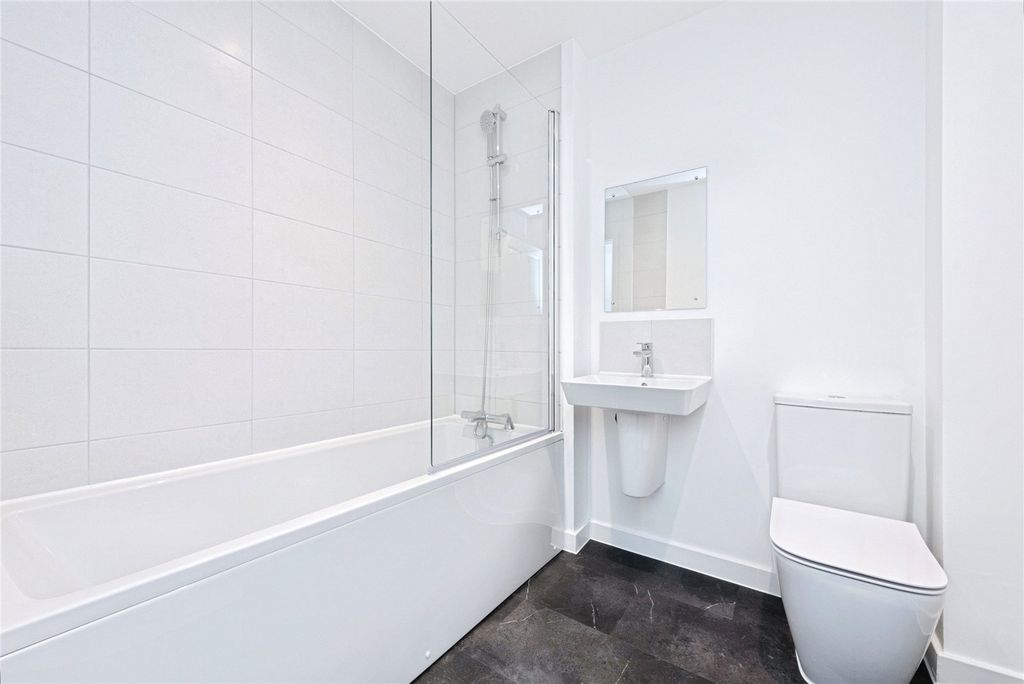 Property photo 3 of 4 Picture No. 02