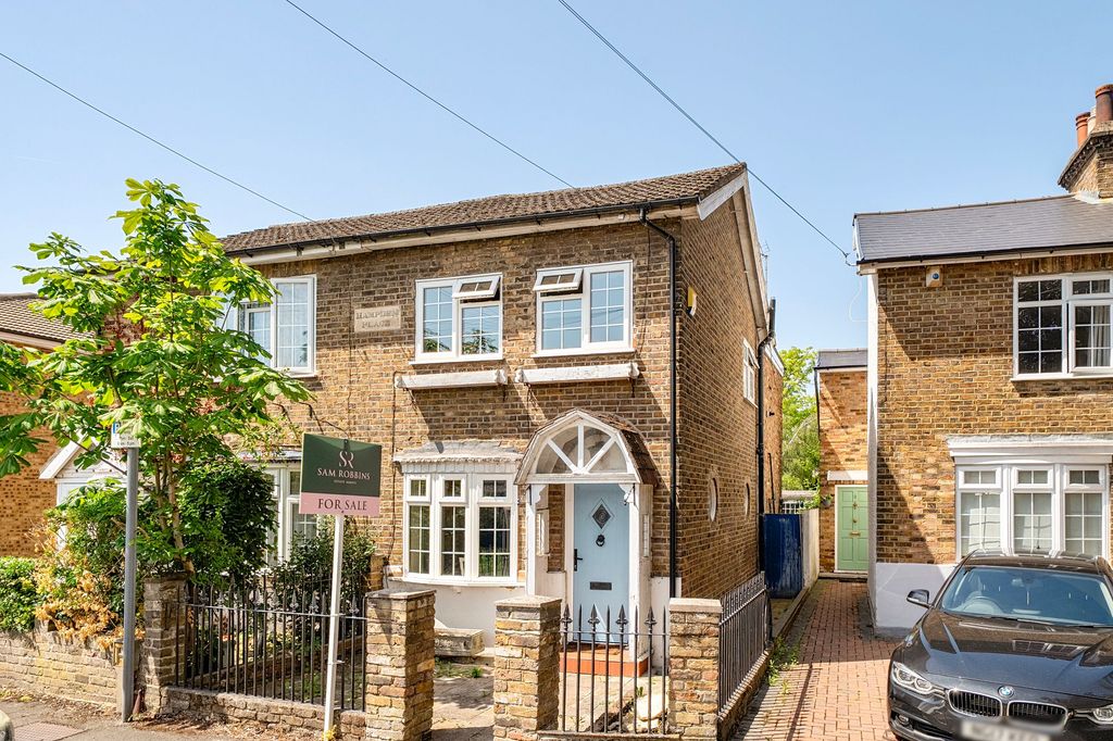 Property photo 1 of 16