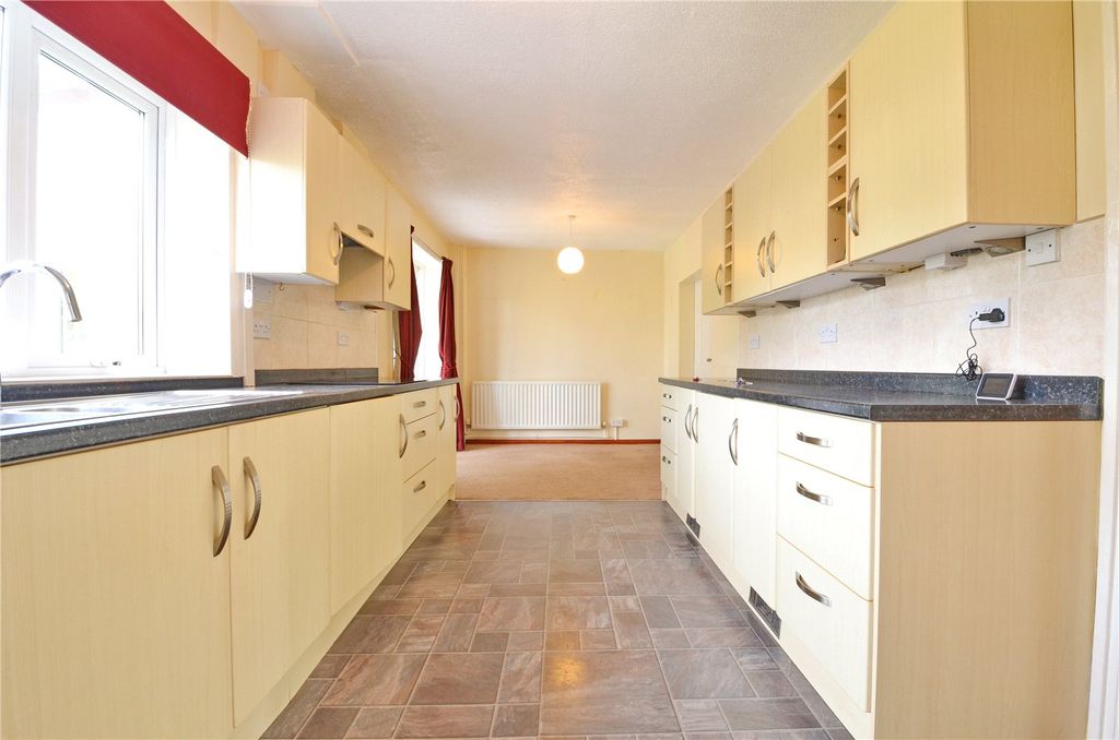 Property photo 3 of 15 Picture No. 03