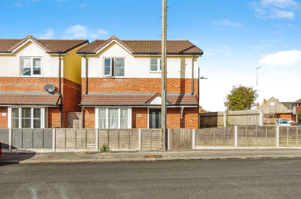 Property photo 1 of 17 Photo