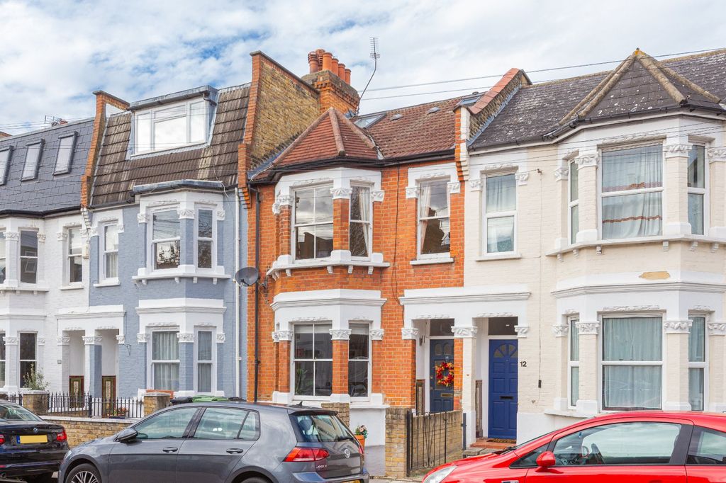 Property photo 2 of 9