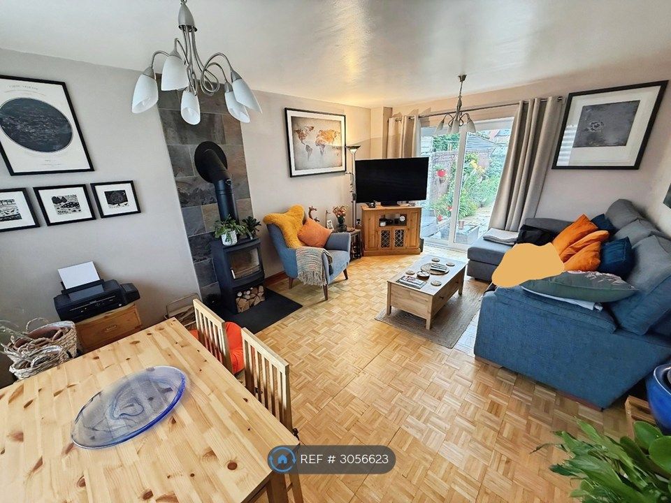 Property photo 2 of 13