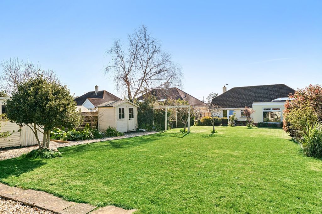 Property photo 2 of 23 1430330-5-69Bbf1853d4B8-Arw-1