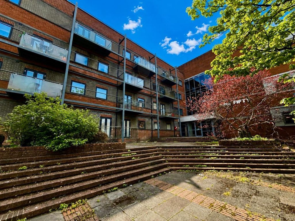 Property photo 1 of 7 Front Of Building