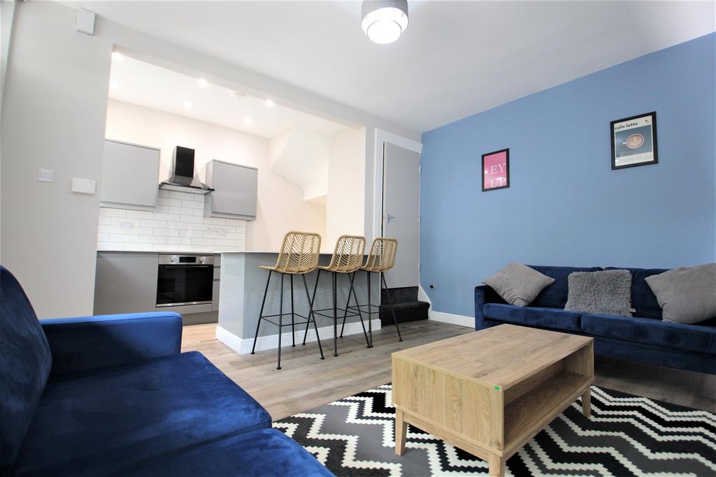Property photo 1 of 13 Img_0746.Jpg