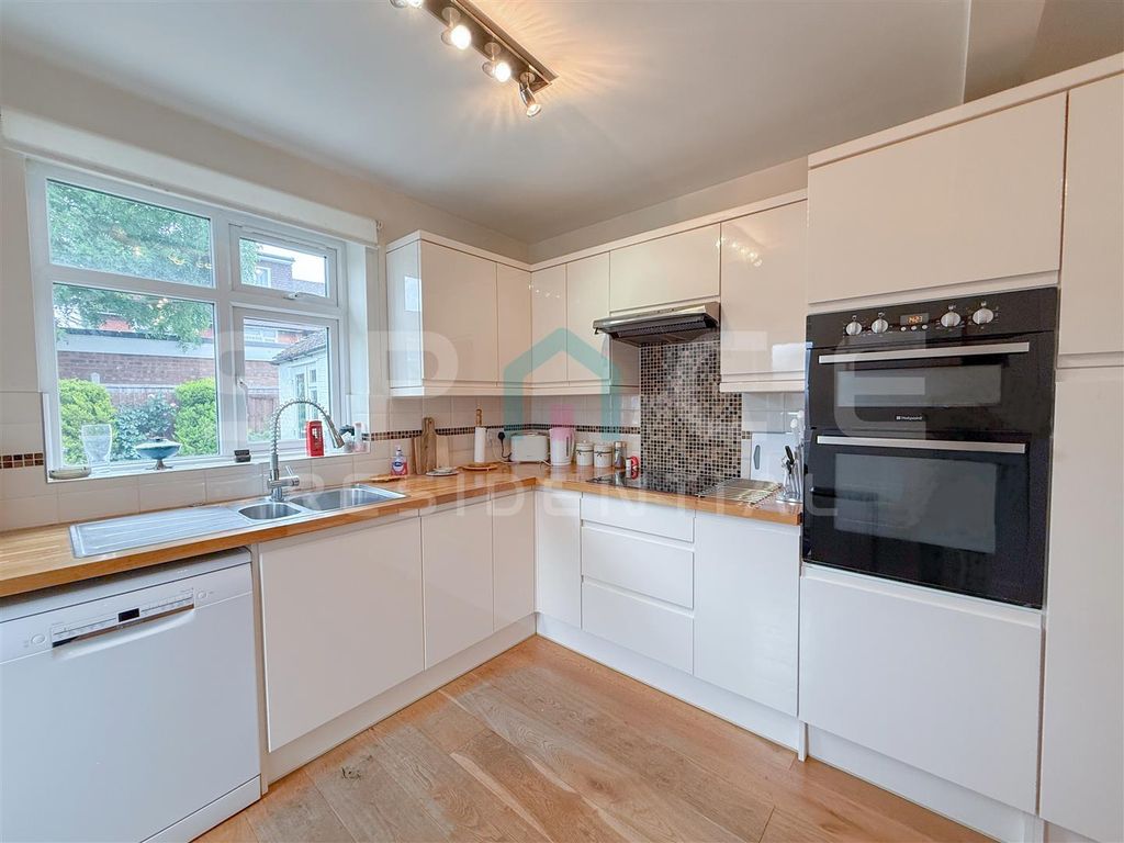 Property photo 1 of 29 Untitled (60).Png