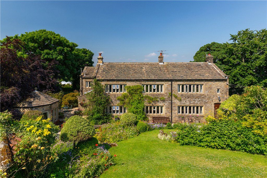 Property photo 1 of 23 Lumb Beck Farmhouse