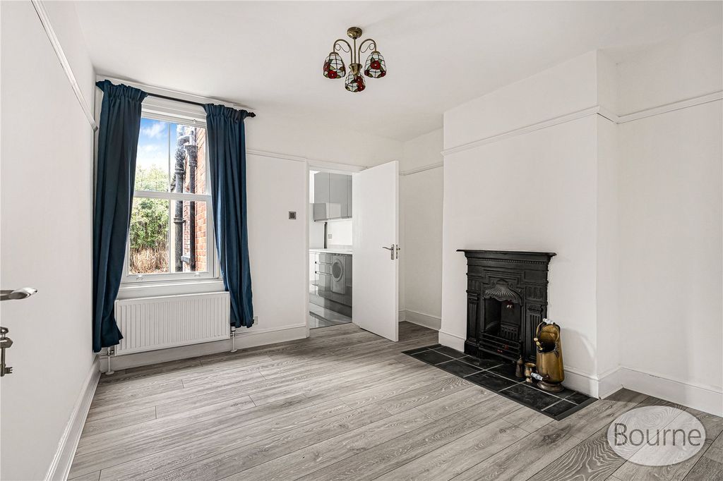 Property photo 3 of 22 Picture No. 49