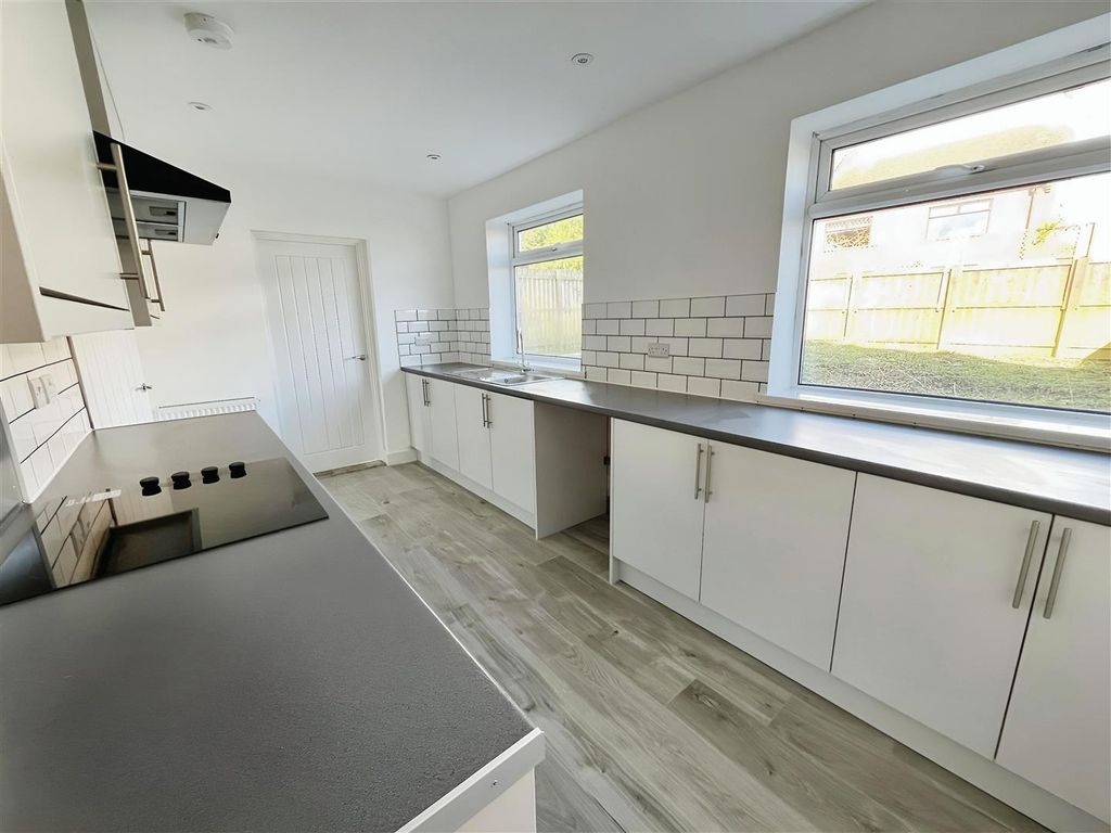 Property photo 2 of 15 A1Fdae7c-Fd3O2CV1Q0U26Ak4Tdmcfa.Jpg