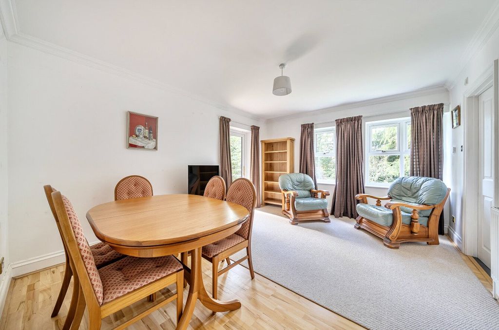 Property photo 3 of 14 Bedroom