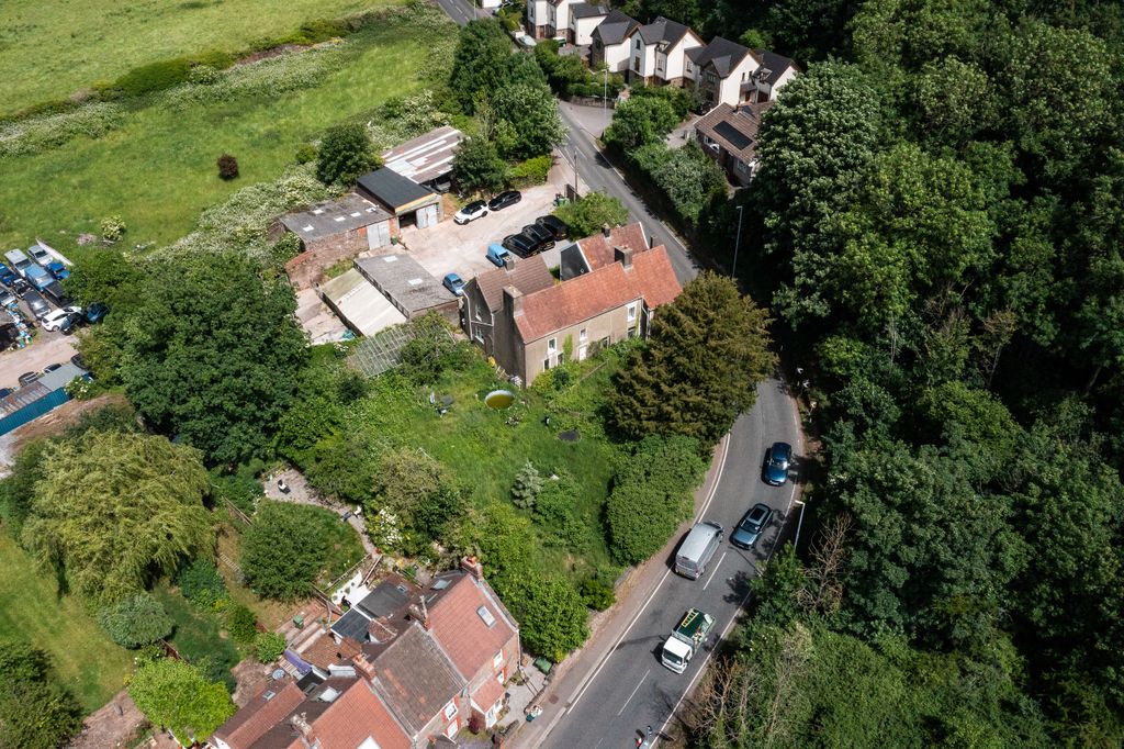 Property photo 3 of 33 Dji_0965