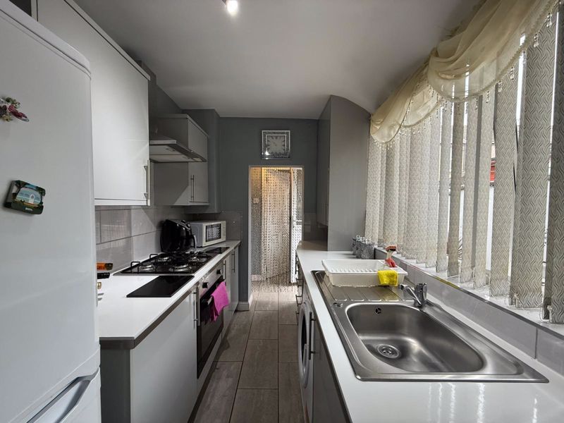 Property photo 2 of 8 Photo 13