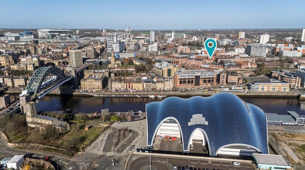 Property photo 3 of 13 Picture No. 18