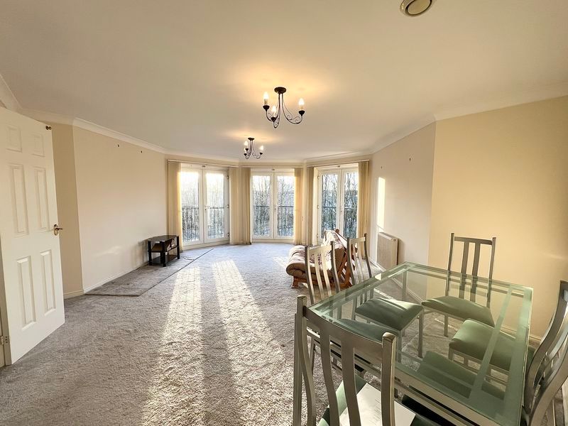 Property photo 2 of 13 Photo 7