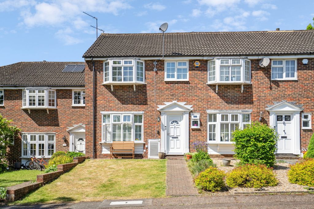 Property photo 1 of 17