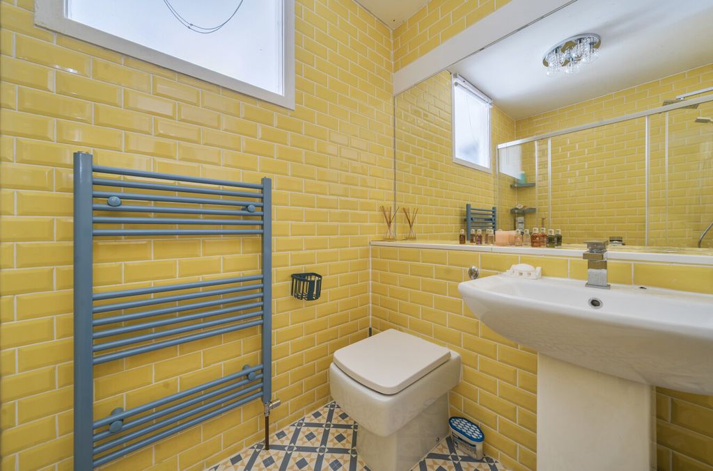 Property photo 3 of 15 Shower Room