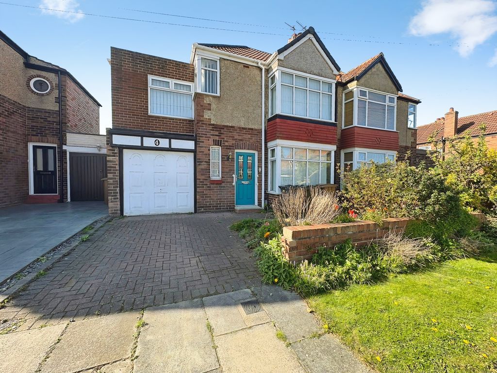 Property photo 1 of 14 Photo 7