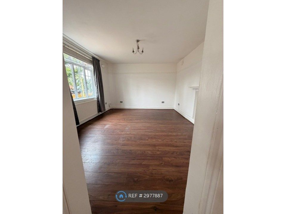 Property photo 2 of 15 Living Room