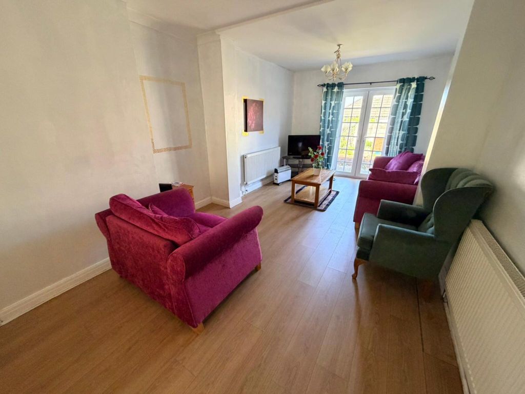Property photo 3 of 8