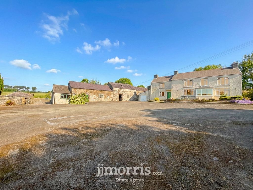 Property photo 3 of 67