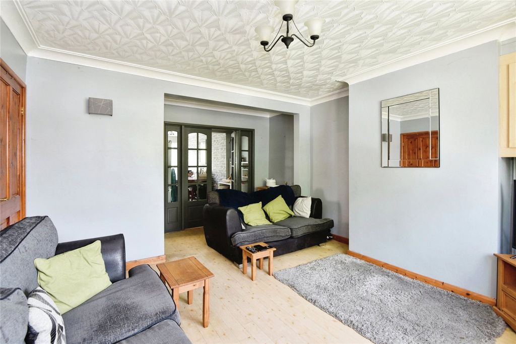 Property photo 3 of 17 Photography