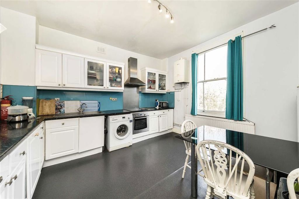 Property photo 3 of 6