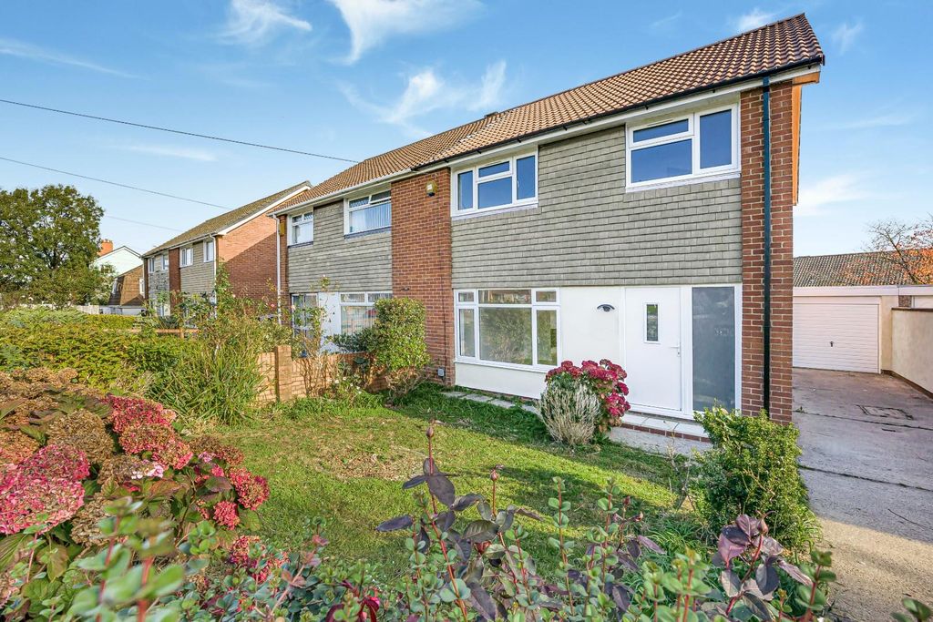 Property photo 1 of 20