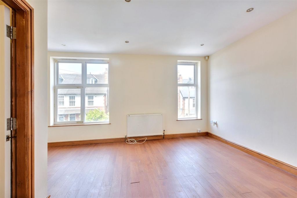Property photo 2 of 8 2. Lounge_3.Jpg