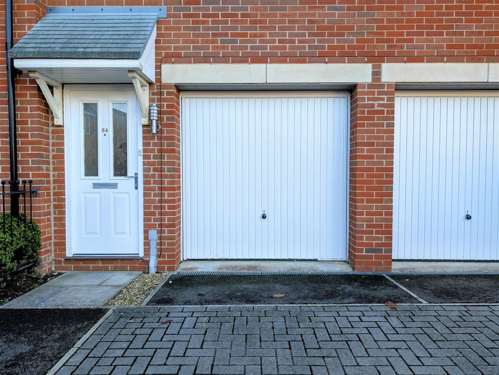 Property photo 3 of 8