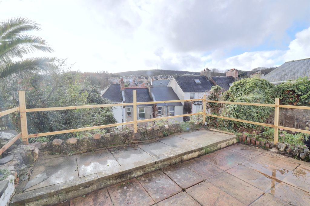 Property photo 2 of 12 Picture No. 02