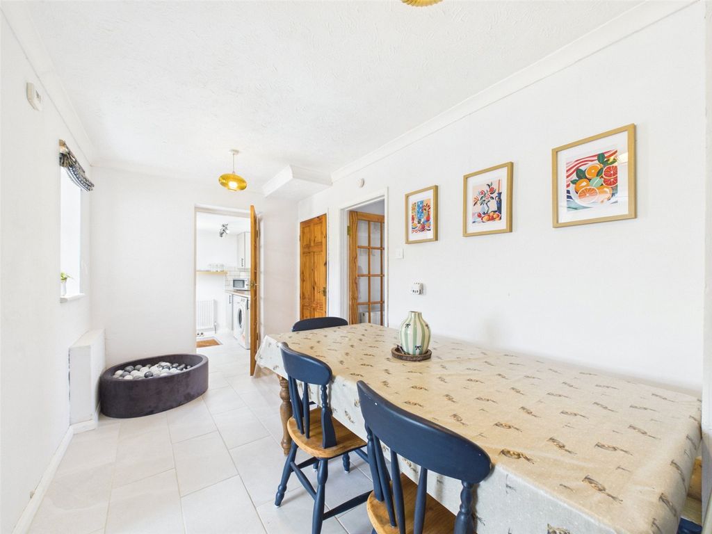 Property photo 3 of 18 Picture No. 21