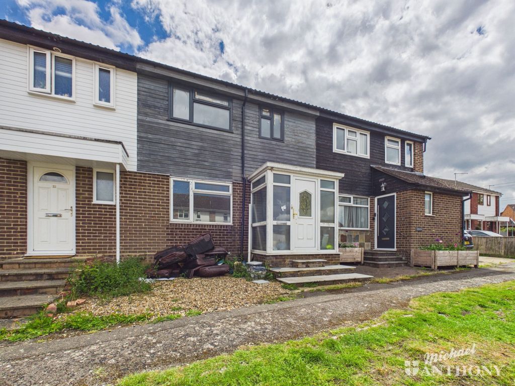 Property photo 1 of 10 Cam03852G0-Pr0661-Still009