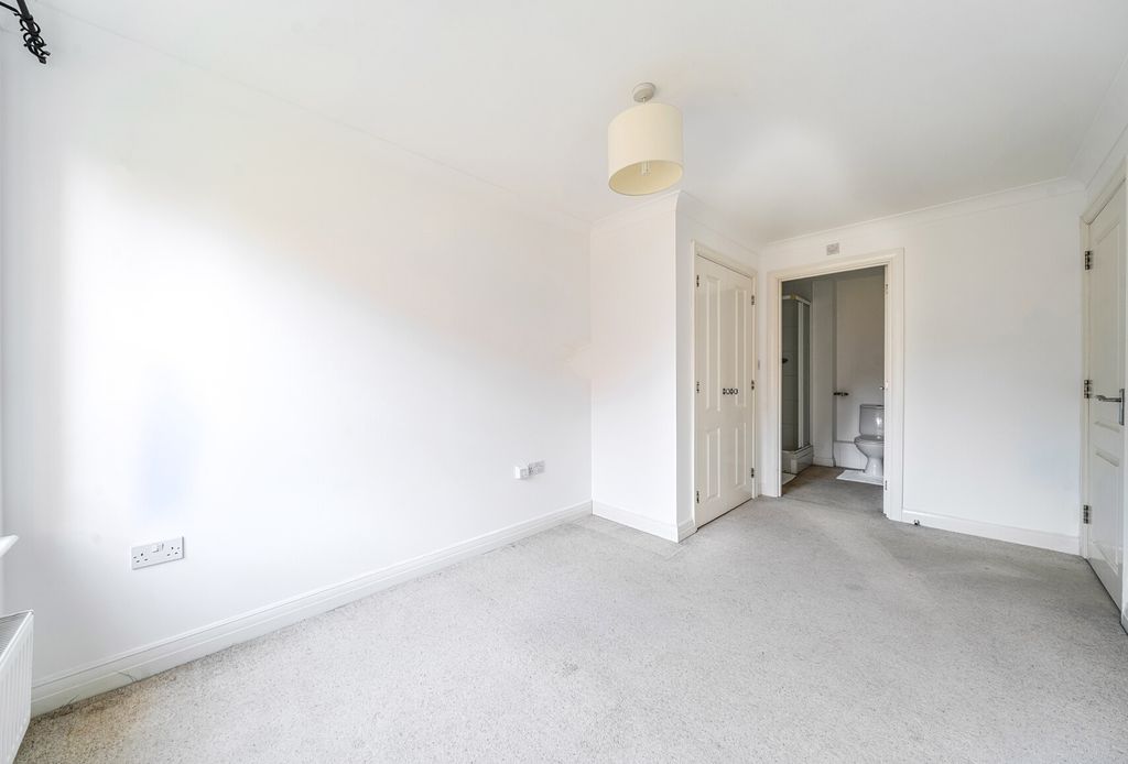Property photo 3 of 13 1358227-8-68d19Ab...