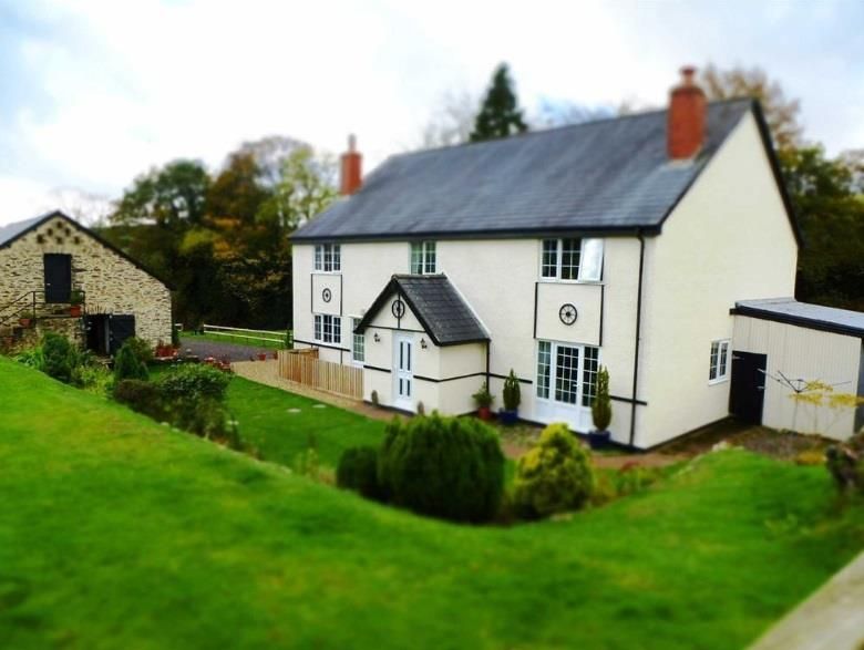 Property photo 1 of 7 View