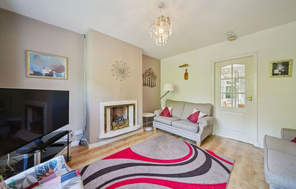 Property photo 3 of 31